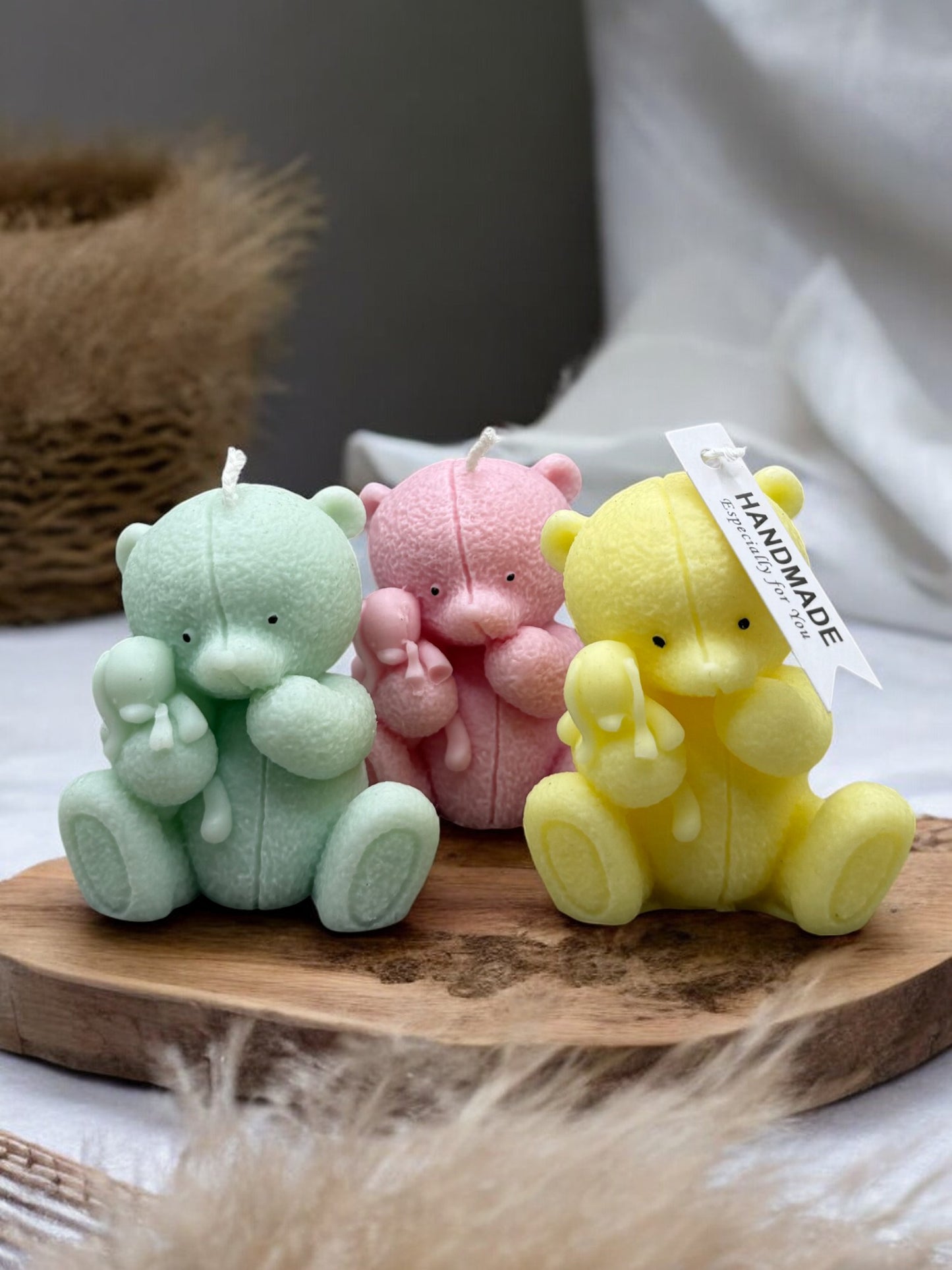 Pastel Beertje met knuffel - Decoratieve Kaarsen